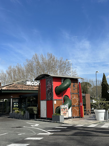 Photo 5 - Burger King