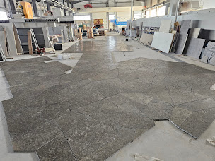 Photo n°14 de Marbrerie COUDERC à Savignac (Fournisseur de pierres)