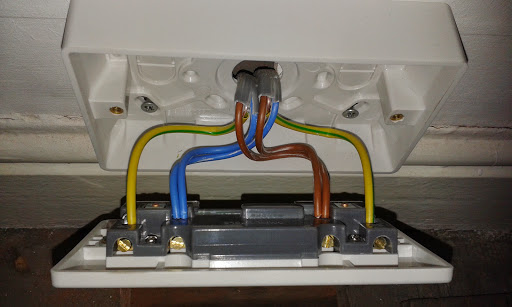 S R Electrical