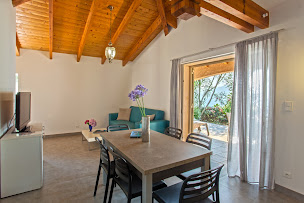 Photo n°13 de Résidence Arco Plage (Villas à Louer Corse du Sud, Résidences à Louer Corse du Sud) à Olmeto (Résidence hôtelière)