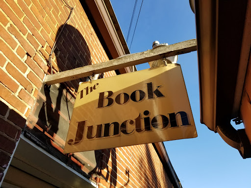 Book Junction - Visual