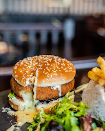 Photo n°75 de Au Bureau - Pub et Brasserie à Metz (Bar sportif)