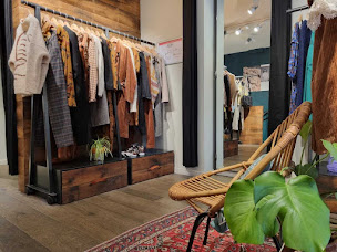 Photo n°4 de Acoté à Metz (Magasin de vêtements pour femmes)