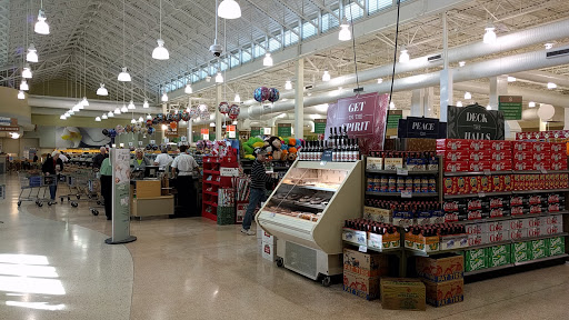 Publix Super Market at The Plaza at Palmer Ranch - Thumbnail