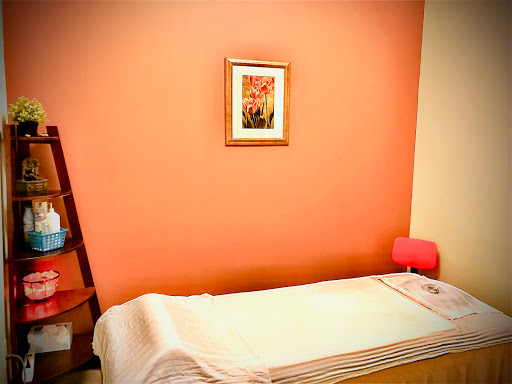 Mobile Esthetician&Massage - Village Massage - Thumbnail