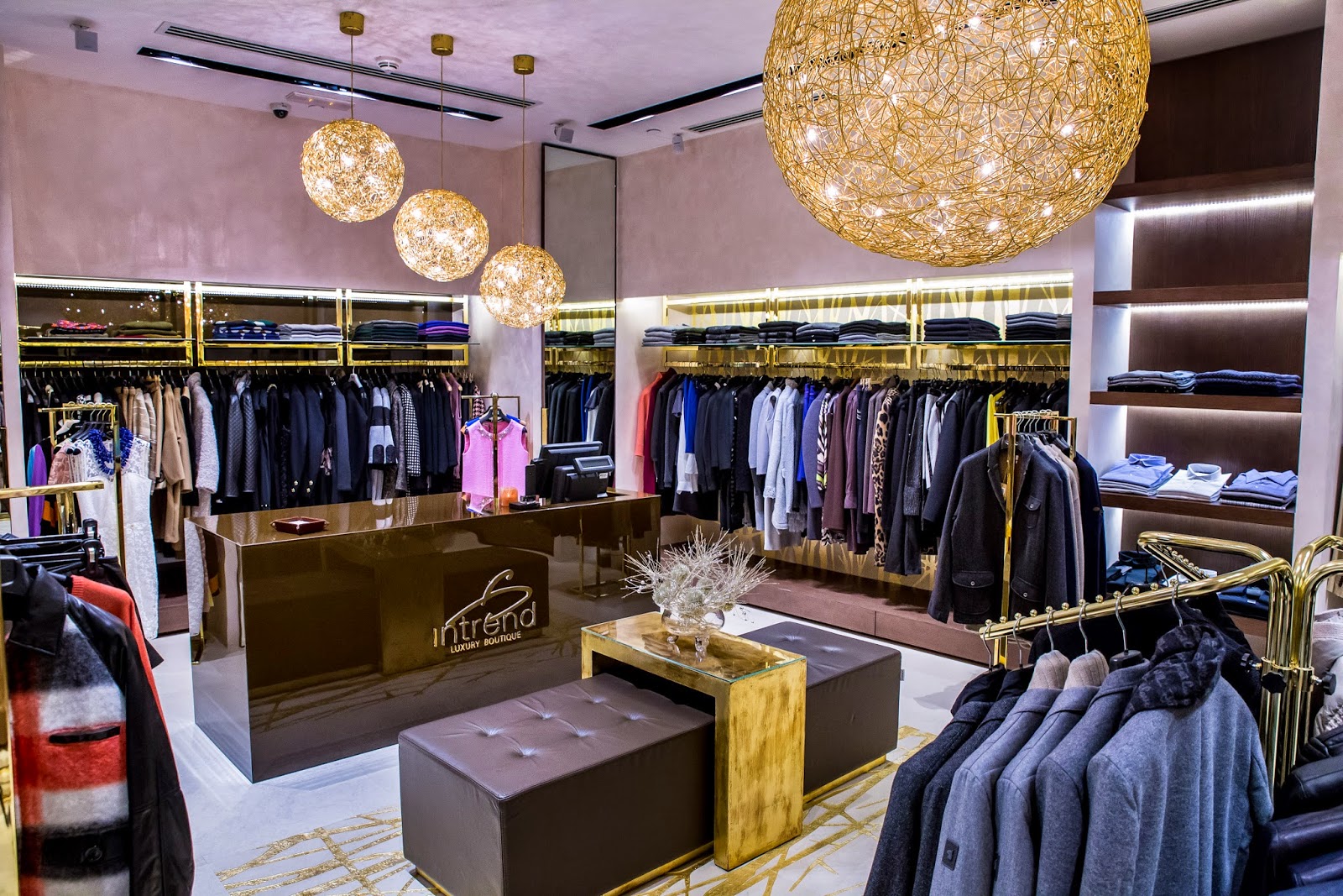 Intrend Fur & Fashion - صورة 2