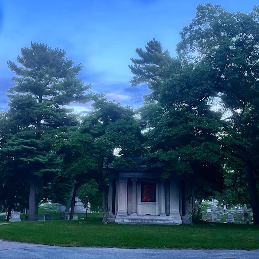 Woodlawn Cemetery: West - Thumbnail