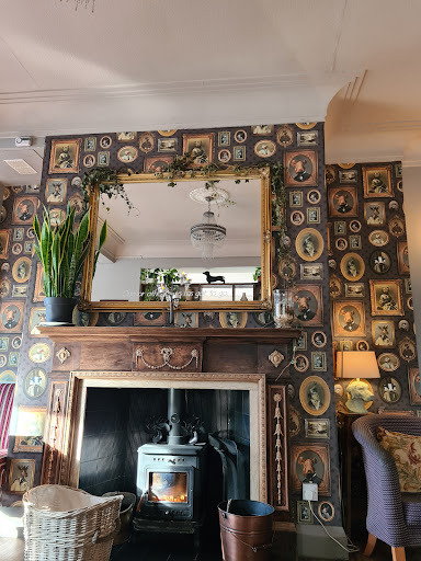Oscar's Inn - Visual