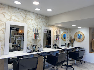 Photo n°2 de salon de coiffure Coté Soleil à Lodève (Salon de coiffure)