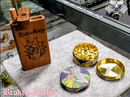 Broken Anchor Tattoo and Piercing Studio & Emporium - Thumbnail