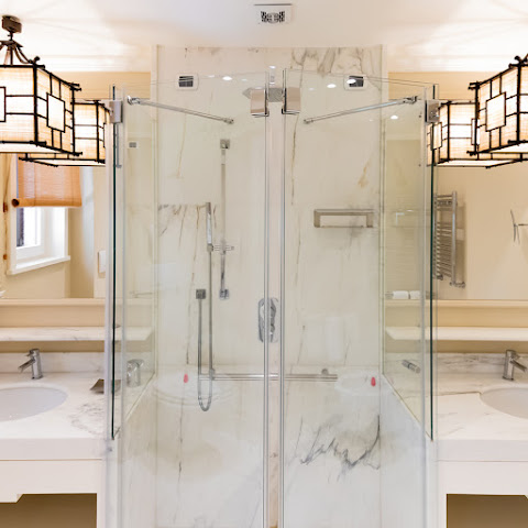 California Park Hotel by null