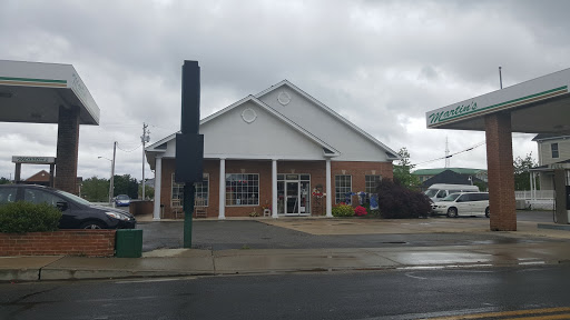 Martin's Service Station - Thumbnail