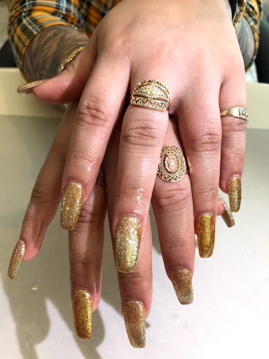 Dk's Nail & Spa - Thumbnail