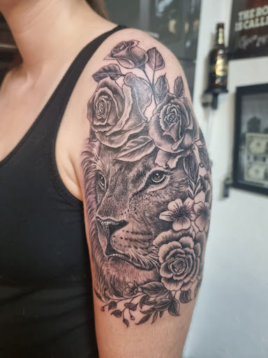 Tom's Tattoo Gerolstein. NEU: Termin Online buchen ! - Thumbnail