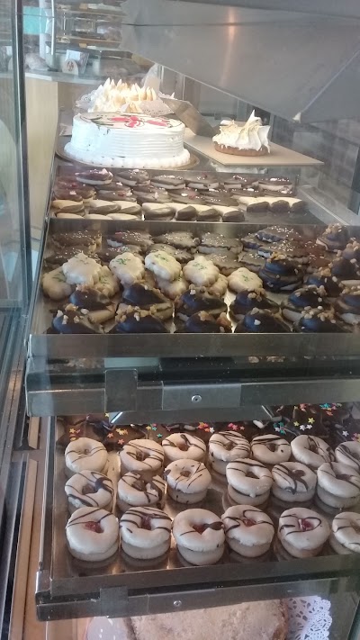 Photos of Panaderia Monta&ntilde;eses - Jun&iacute;n de Los Andes