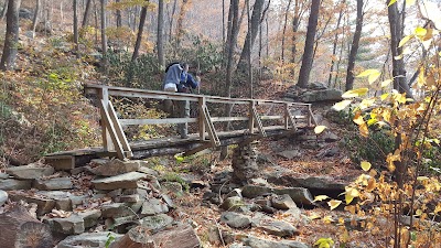 Upper Leggett Trailhead