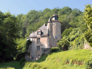 Photo n°7 de Château de Gaubert à Terrasson-Lavilledieu (Chambre d'hôtes)