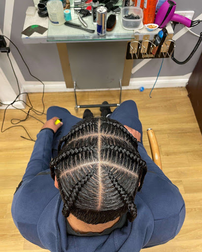 Zinos Salon - Thumbnail