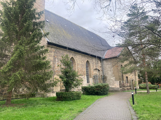 St. Petri (Straußfurt)