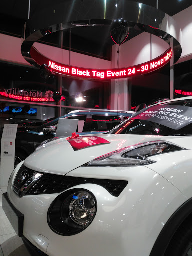 Western Nissan Dunfermline Gallery - United Kingdom
