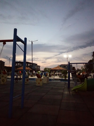 Photos of Bidestan Park