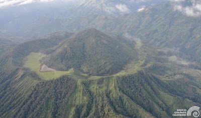 Photos of Cr&aacute;ter Volc&aacute;n Del Machin