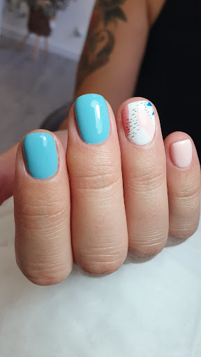Kaunis - Thumbnail