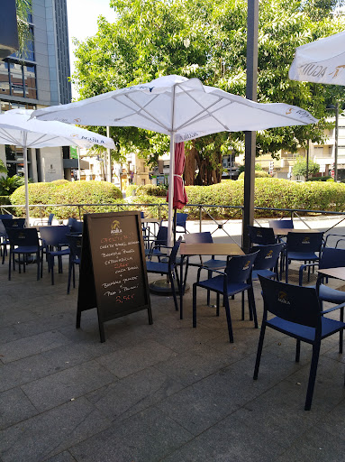 7 Pan Café Logo