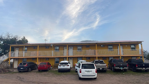 Hotel y Cabañas "Cascada de Basaseachi"