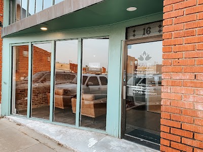Photo of Divine Health & Wellness clinic location