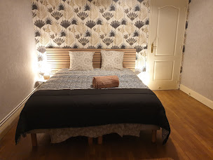 Photo n°1 de Chez Émile côté face à Humes-Jorquenay (Maison d'hôtes)