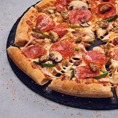 ドミノ・ピザ川西店