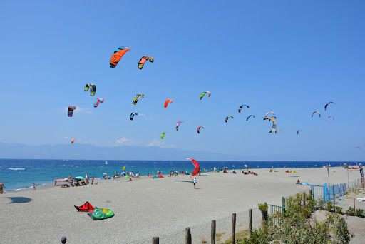 Snowfamily Kiteschool - Punta Pellaro Corsi kitesurf IKO - Thumbnail