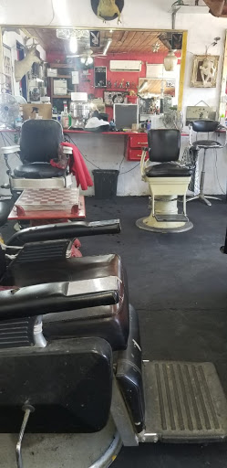 Barber Shop PLAY BOY