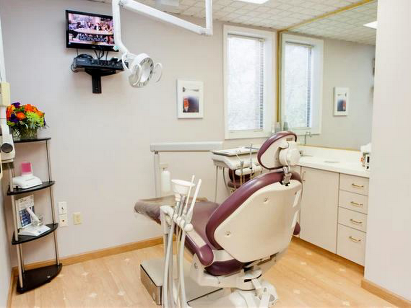 Derman Dentistry photo 2