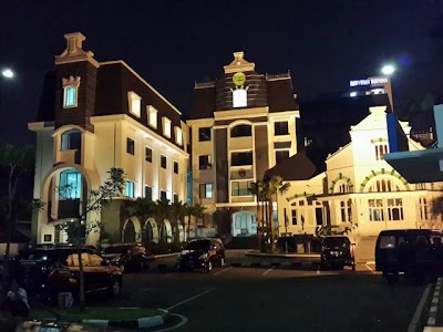 Photos of Pascasarjana Universitas Pasundan Bandung (UNPAS)