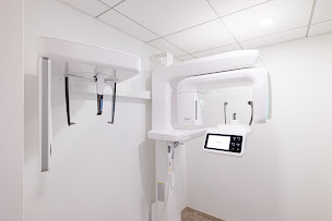 Photo n°5 de Cabinet, Elbaz , Livrati & associés à Vitrolles (Dentiste)