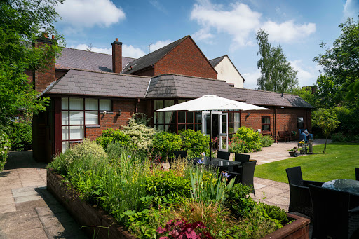 Clarendon Mews Care Home - Expert Care in Leicester