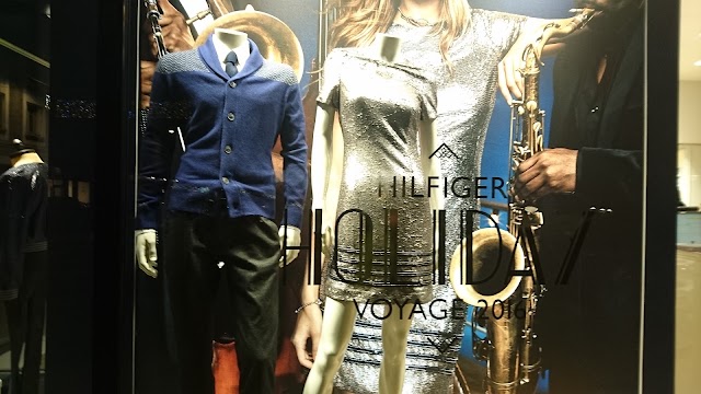 Tommy Hilfiger