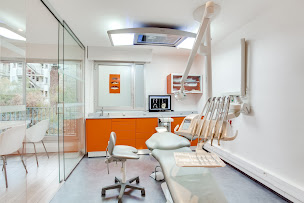 Photo n°12 de Dr Karine AGDERN à Paris (Dentiste cosmétique)