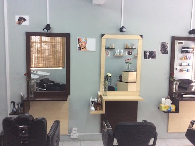 Photos of joelle coiffure and esthetique