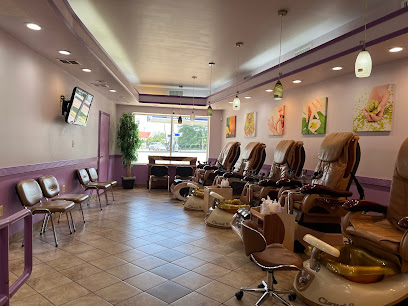 Aura Nails & Spa