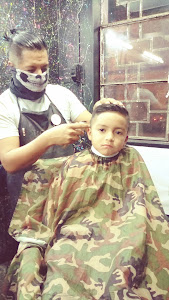 La 24/7 Barber Shop Huacho 0