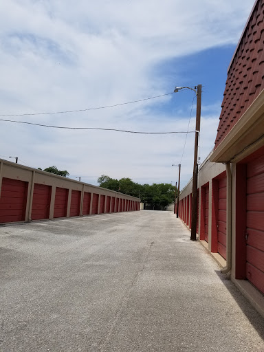 Spacesavers Self Storage - Thumbnail
