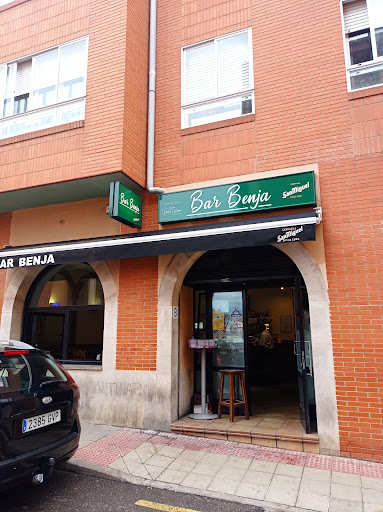 Bar Benja - Visual