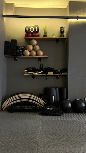 Split fitness studio