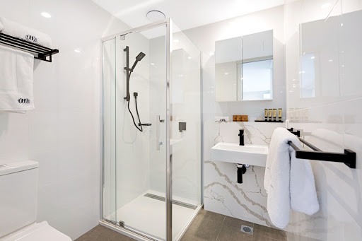 The Hamptons Apartments - St Kilda Apartment Hotel - Thumbnail