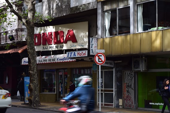 Panaderia Y Confiteria Onda, Author: Martin Solari