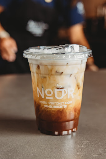 Nour - Visual