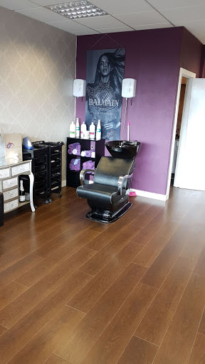 T&S Hair Boutique - Thumbnail